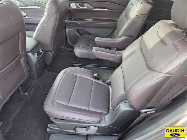 Certified 2026 Ford Explorer Platinum image 12