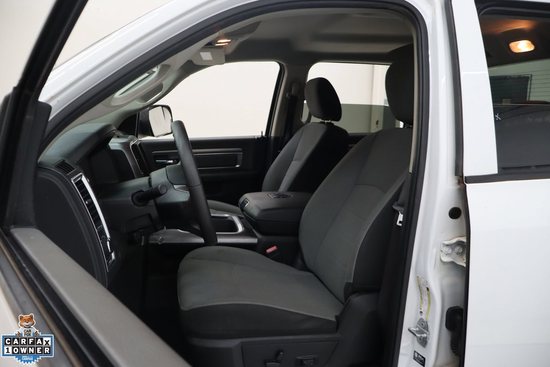 Used 2023 RAM 1500 Classic SLT w/ Trailer & Traction Group RWD image 9