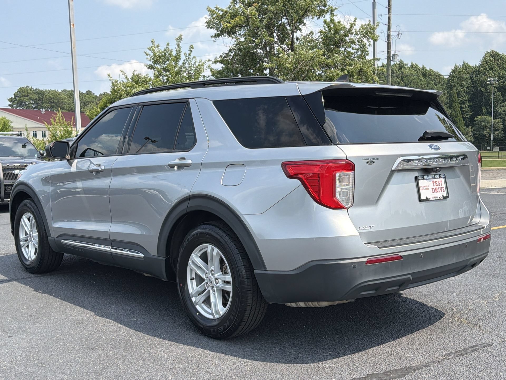 Certified 2021 Ford Explorer XLT RWD image 23