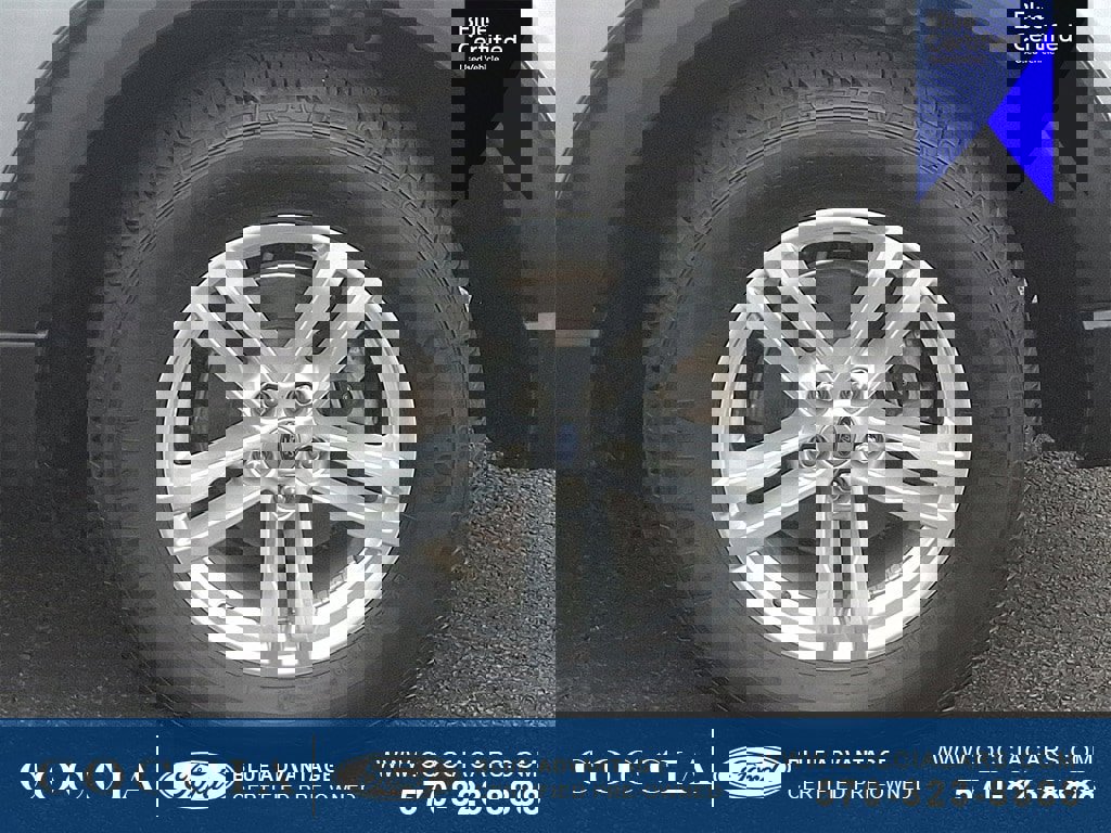Certified 2022 Ford Explorer XLT image 8