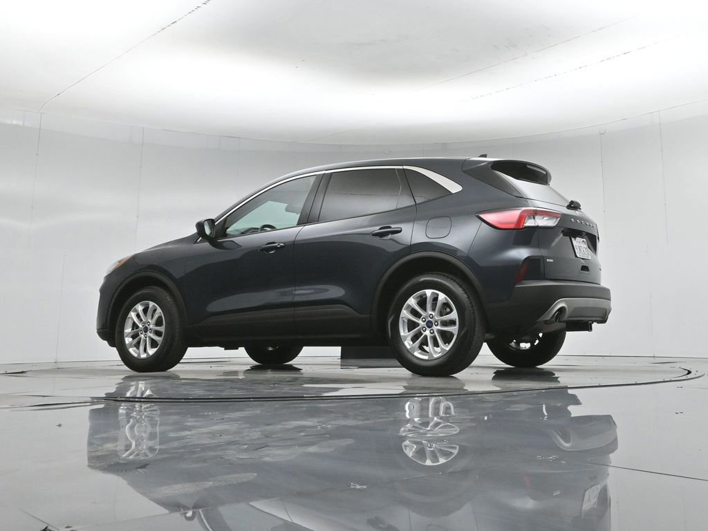 Certified 2022 Ford Escape SE w/ Cold Weather Package AWD/4WD image 15