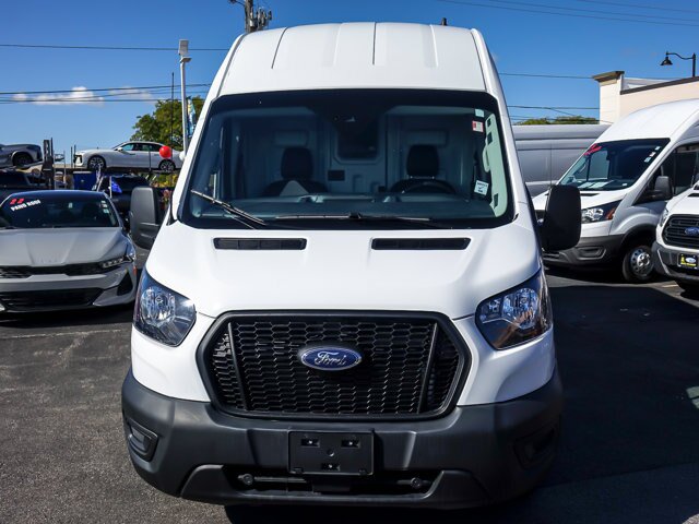 Certified 2025 Ford Transit 250 148 High Roof AWD w/ Load Area Protection Package image 4