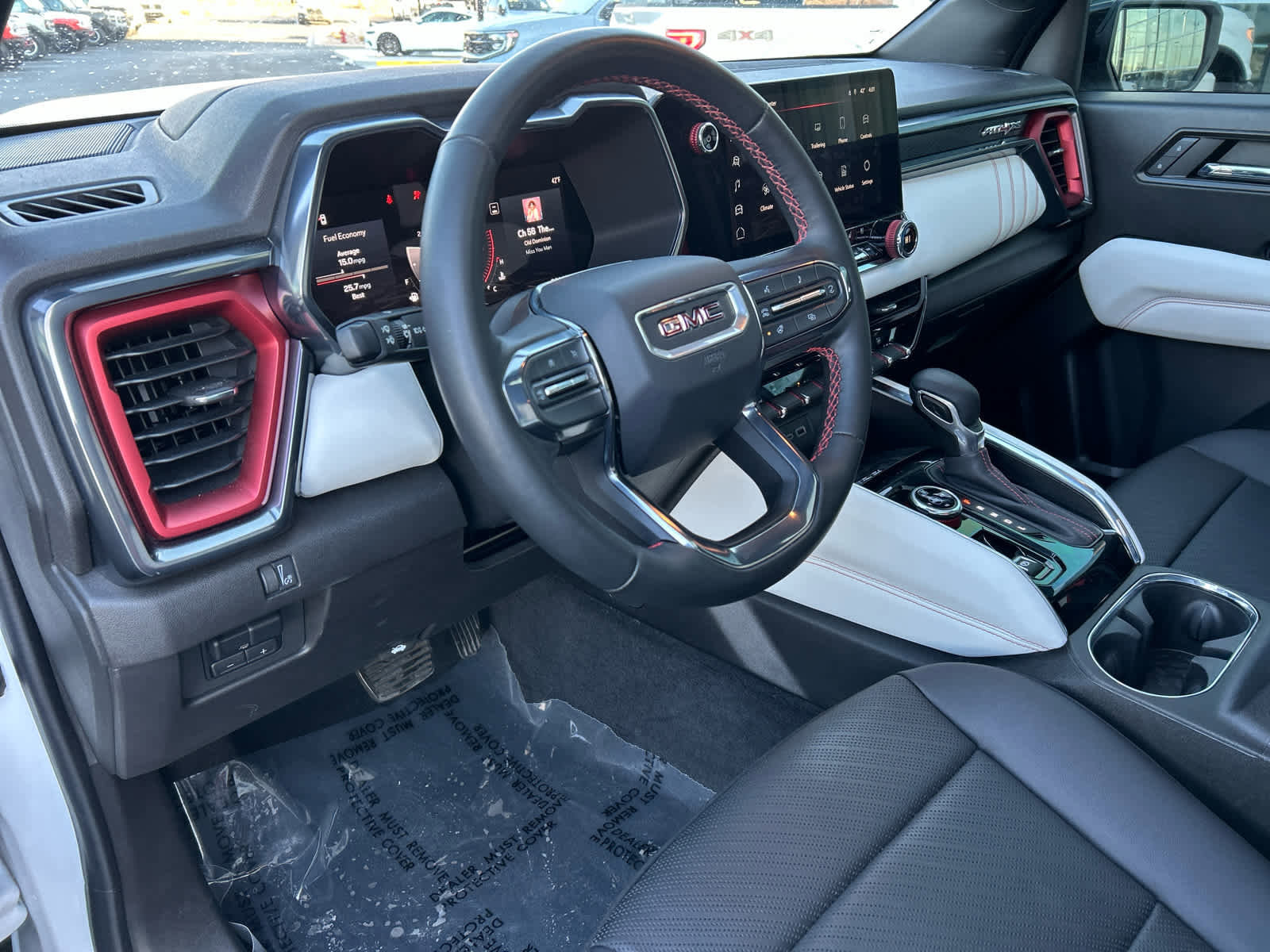 Used 2023 GMC Canyon AT4X image 28