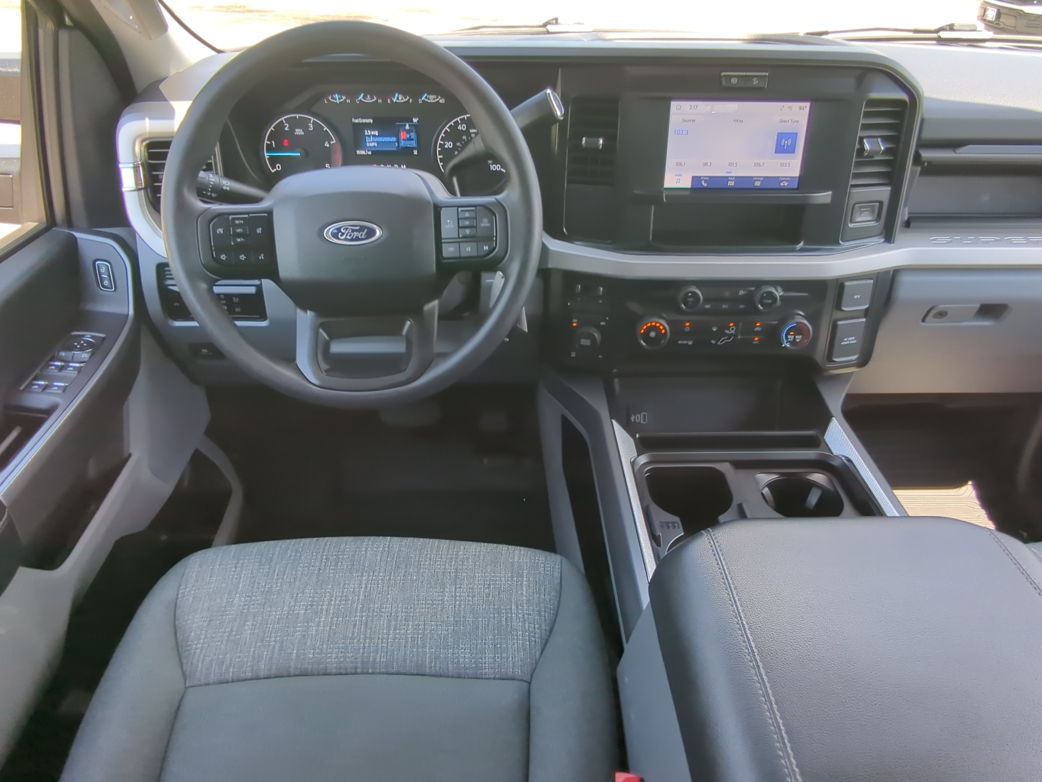 Certified 2025 Ford F250 XLT AWD/4WD image 14