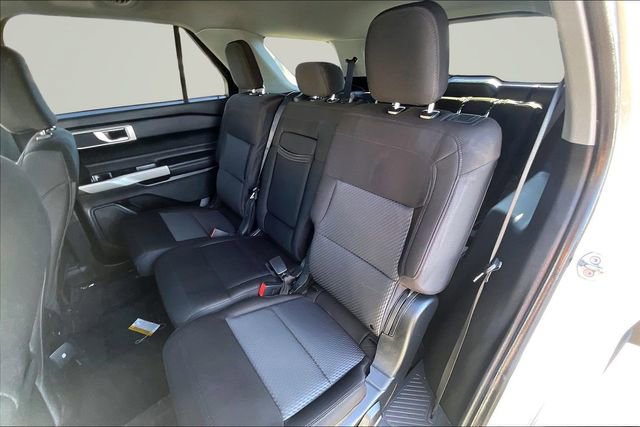 Certified 2024 Ford Explorer XLT image 26
