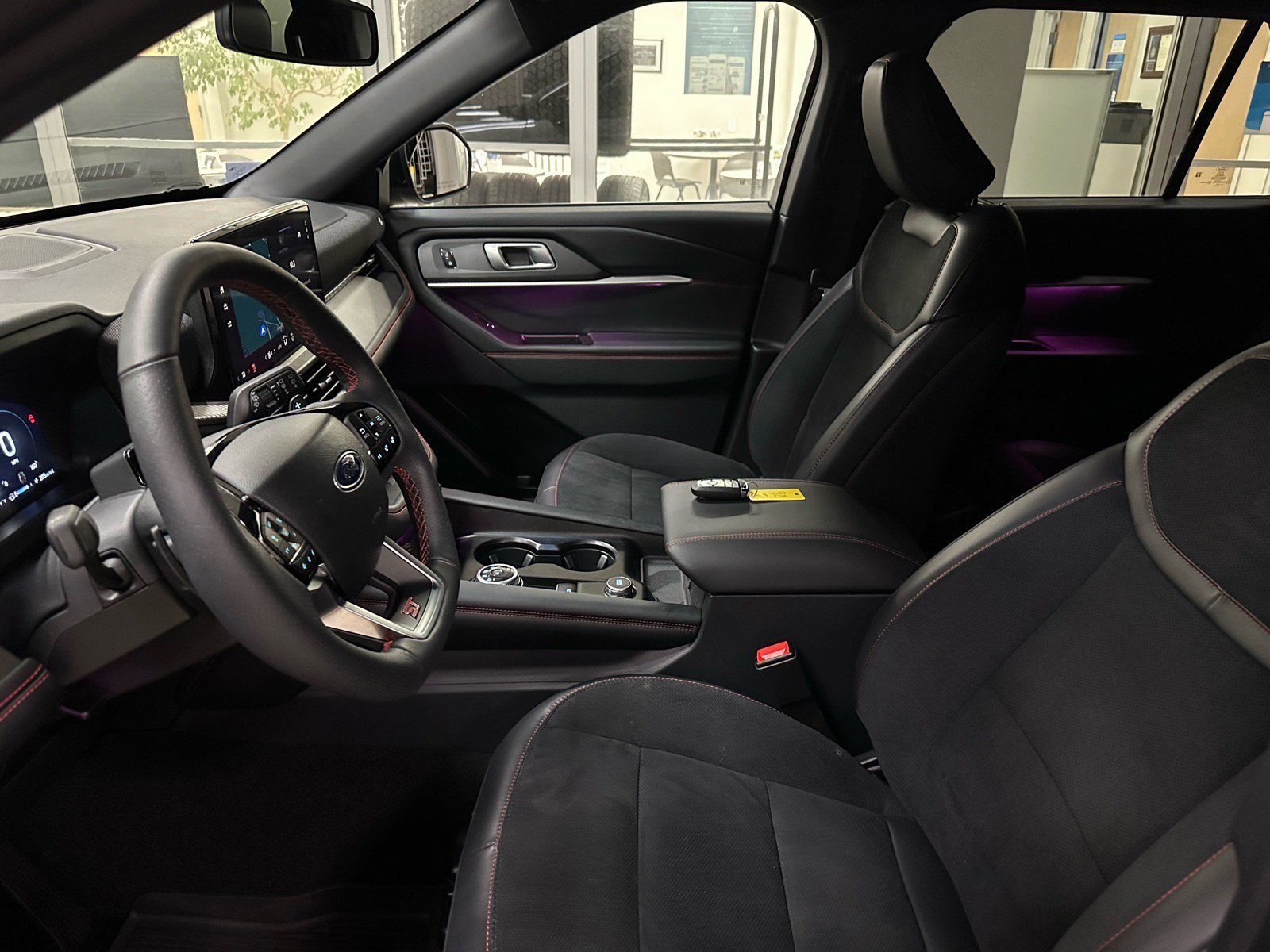 Certified 2025 Ford Explorer ST RWD image 16