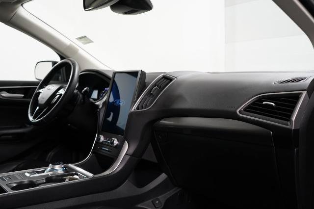 Certified 2024 Ford Edge SEL w/ Convenience Package AWD/4WD image 24