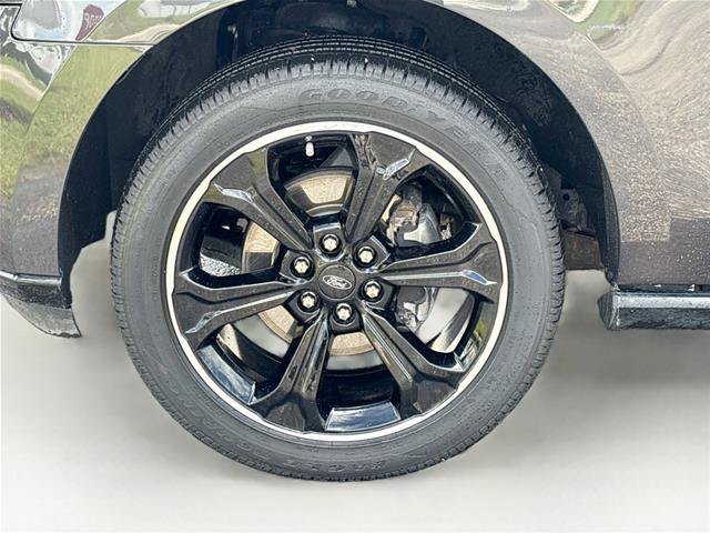 Certified 2023 Ford Expedition Limited RWD image 36