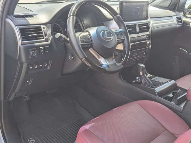 Used 2022 Lexus GX 460 Premium w/ Accessory Package AWD/4WD image 11