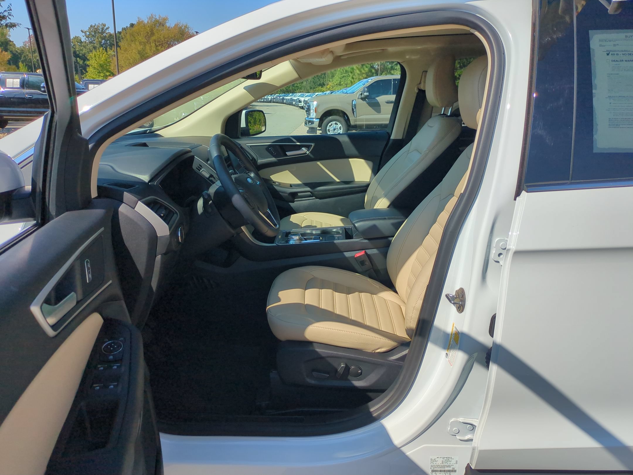 Certified 2023 Ford Edge SEL w/ Convenience Package AWD/4WD image 13