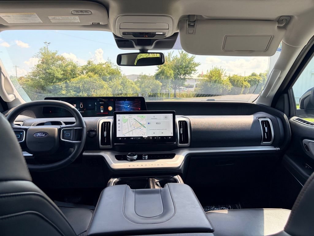 Certified 2025 Ford Expedition Max Active AWD/4WD image 6