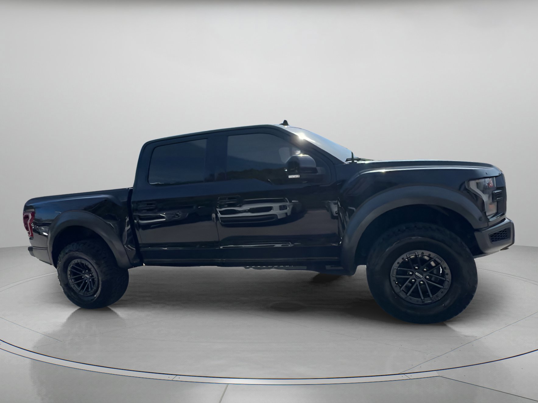 Certified 2020 Ford F150 Raptor w/ Equipment Group 802A Luxury image 28