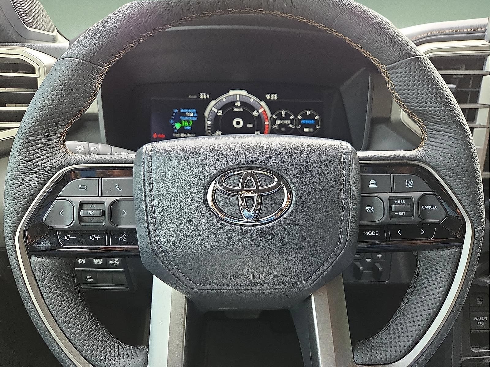 Used 2026 Toyota Sequoia Capstone AWD/4WD image 24
