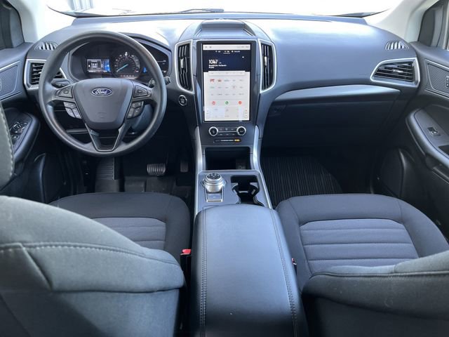 Certified 2024 Ford Edge SE image 18