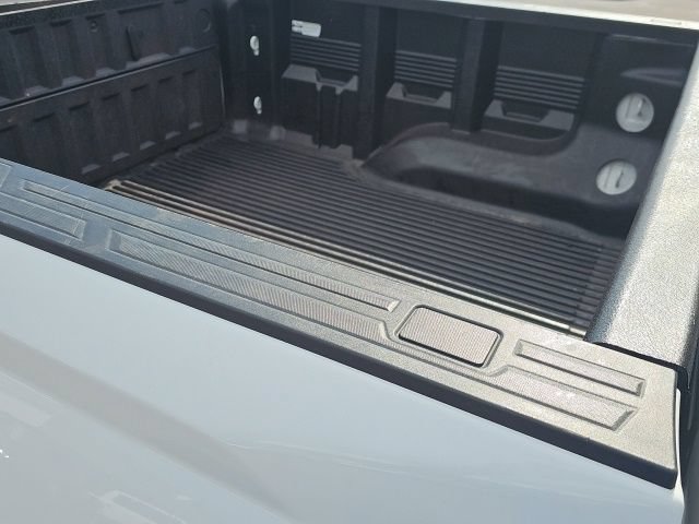 Used 2024 GMC Canyon Elevation w/ Convenience Package RWD image 4