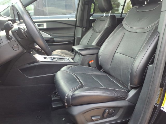 Certified 2023 Ford Explorer ST w/ Equipment Group 401A AWD/4WD image 4