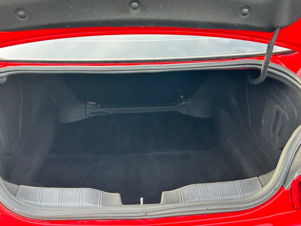 Used 2022 Chevrolet Camaro LT RWD image 30