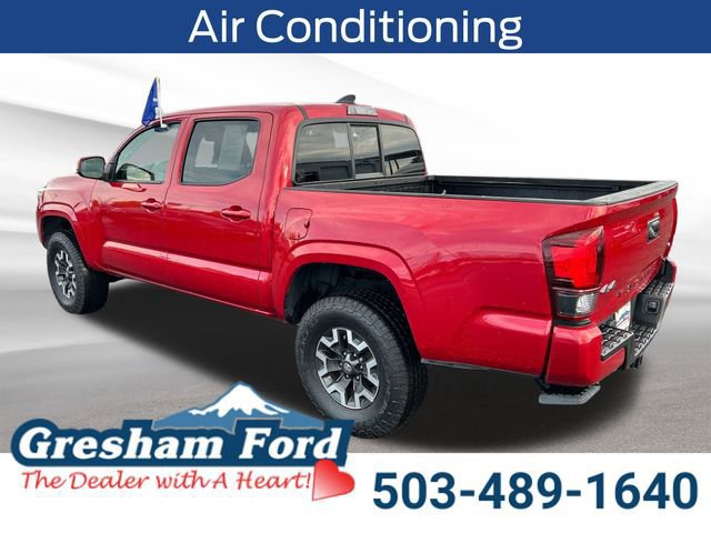 Used 2022 Toyota Tacoma SR image 5