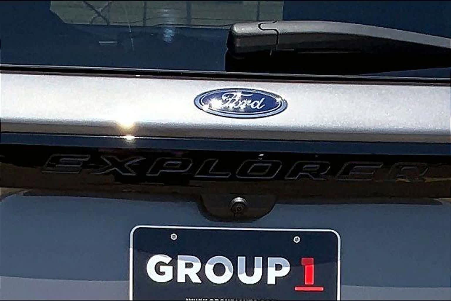 Certified 2023 Ford Explorer ST-Line w/ Class IV Trailer Tow Package RWD image 31