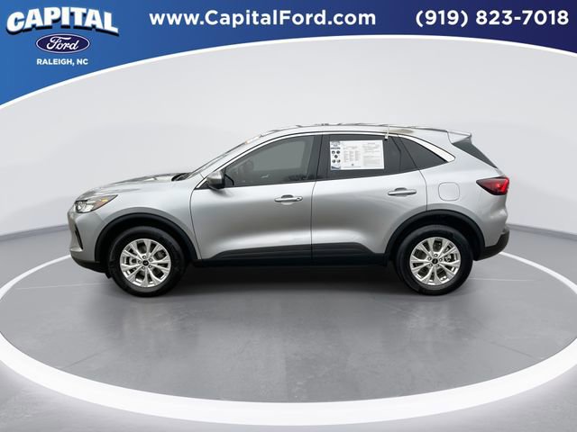 Certified 2023 Ford Escape Active w/ Tech Pack #2 image 3