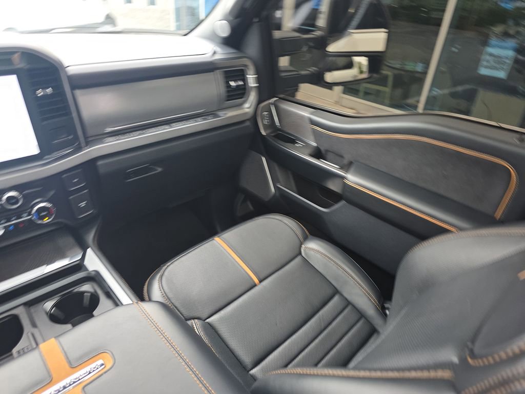 Certified 2024 Ford F250 Platinum w/ Tremor Off-Road Package AWD/4WD image 30