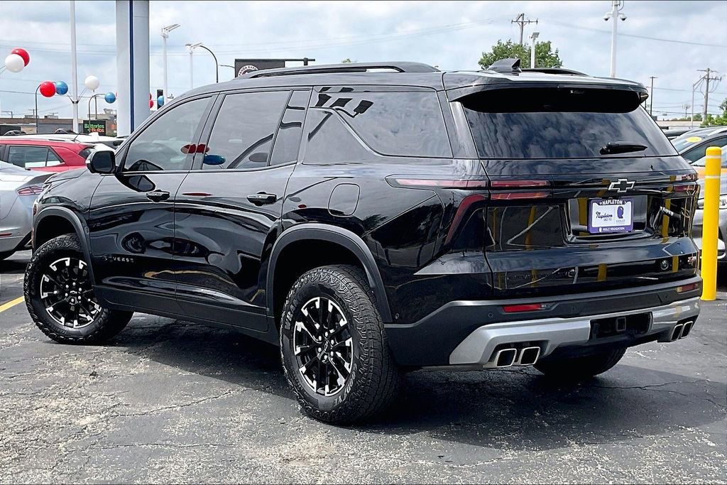 Used 2025 Chevrolet Traverse Z71 w/ Enhanced Driving Package AWD/4WD image 10