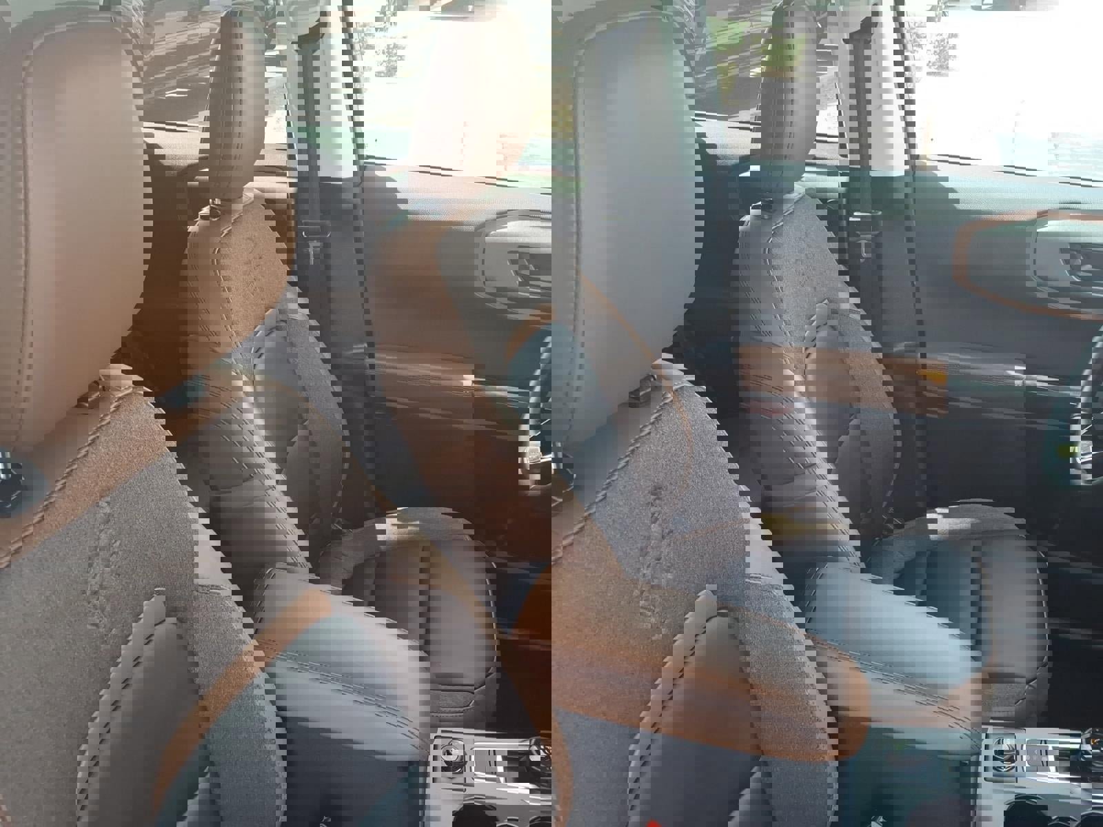 Certified 2025 Ford Bronco Sport Outer Banks w/ Outer Banks Tech Package+ image 12