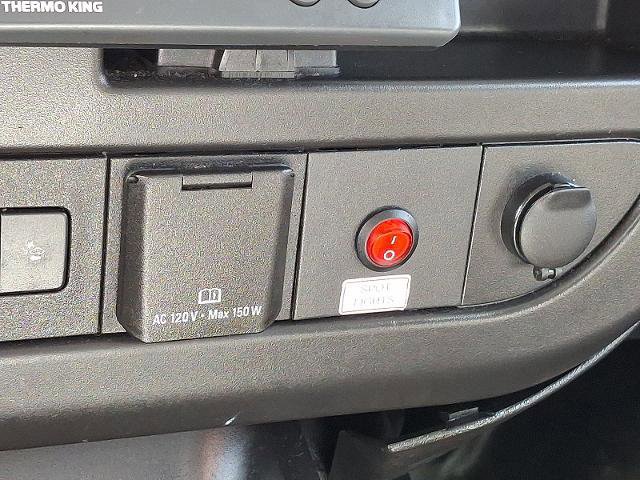 Used 2019 GMC Savana 3500 w/ Power Convenience Package image 22