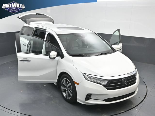 Used 2023 Honda Odyssey Touring image 25