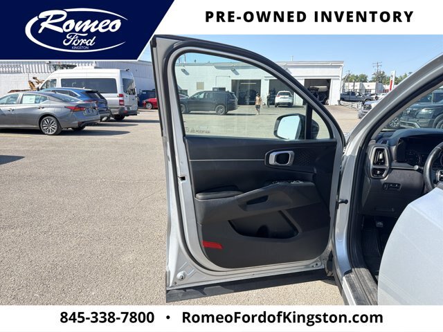 Used 2021 Kia Sorento S AWD/4WD image 9