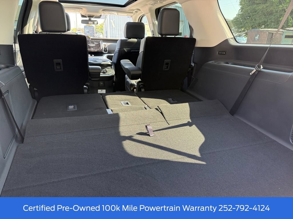Certified 2025 Ford Expedition Max Platinum w/ Driver's Package AWD/4WD image 29