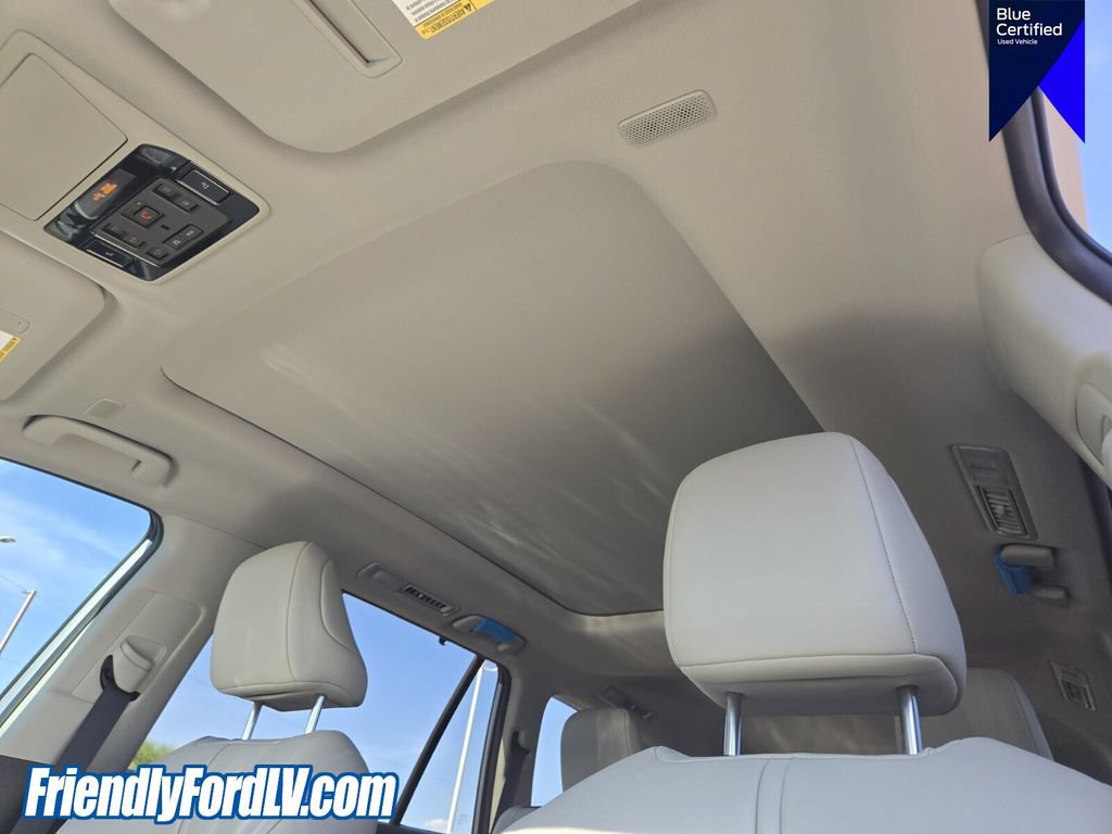 Used 2026 Toyota Grand Highlander AWD image 13
