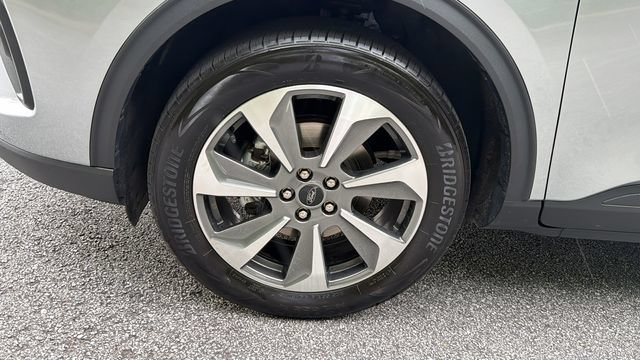 Certified 2024 Ford Escape Platinum AWD/4WD image 13