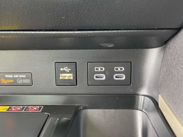 Used 2025 Toyota Camry LE image 24