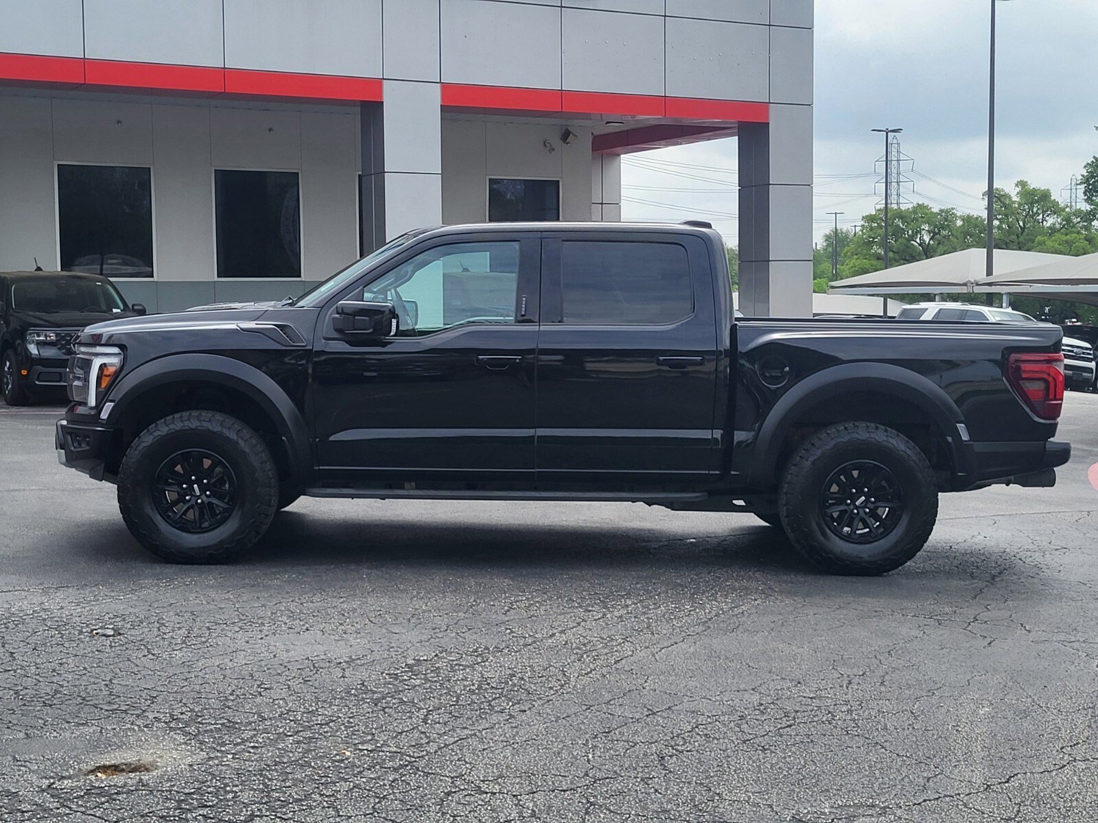 Certified 2024 Ford F150 Raptor image 6