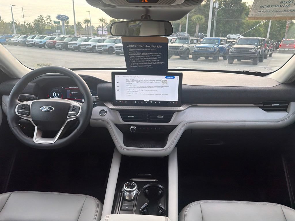 Certified 2025 Ford Explorer Active w/ Active Comfort Package RWD image 17