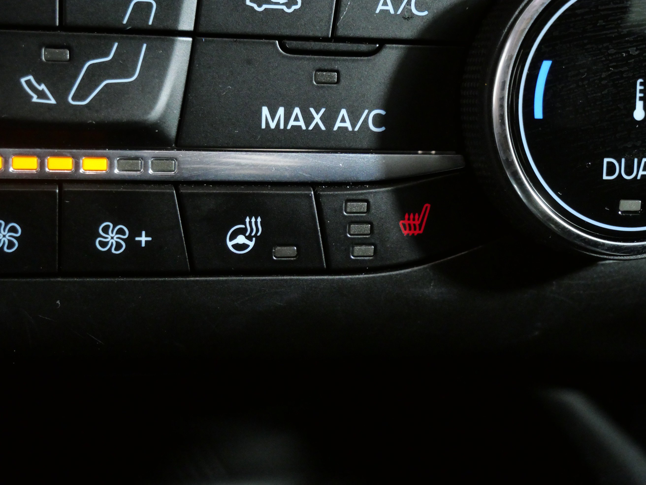 Certified 2023 Ford Escape Active AWD/4WD image 25