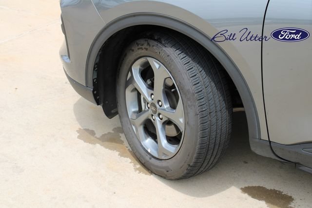 Certified 2025 Ford Escape ST-Line FWD image 9