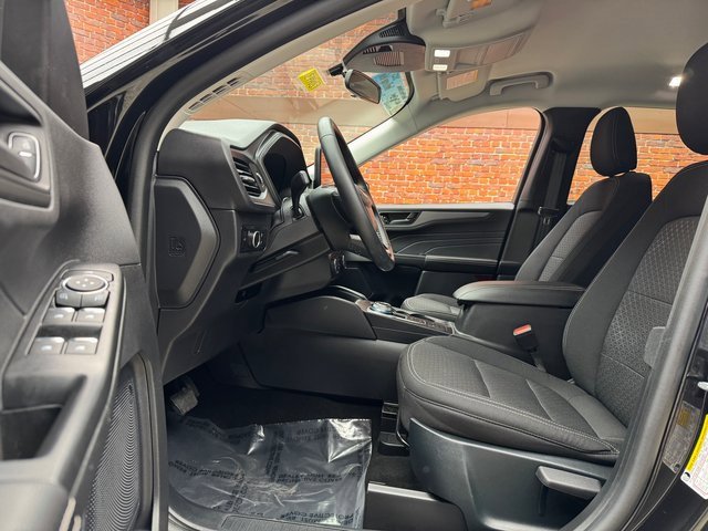 Certified 2025 Ford Escape Active w/ Cold Weather Package image 22