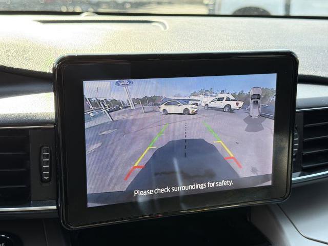 Certified 2022 Ford Explorer XLT w/ Equipment Group 202A image 13