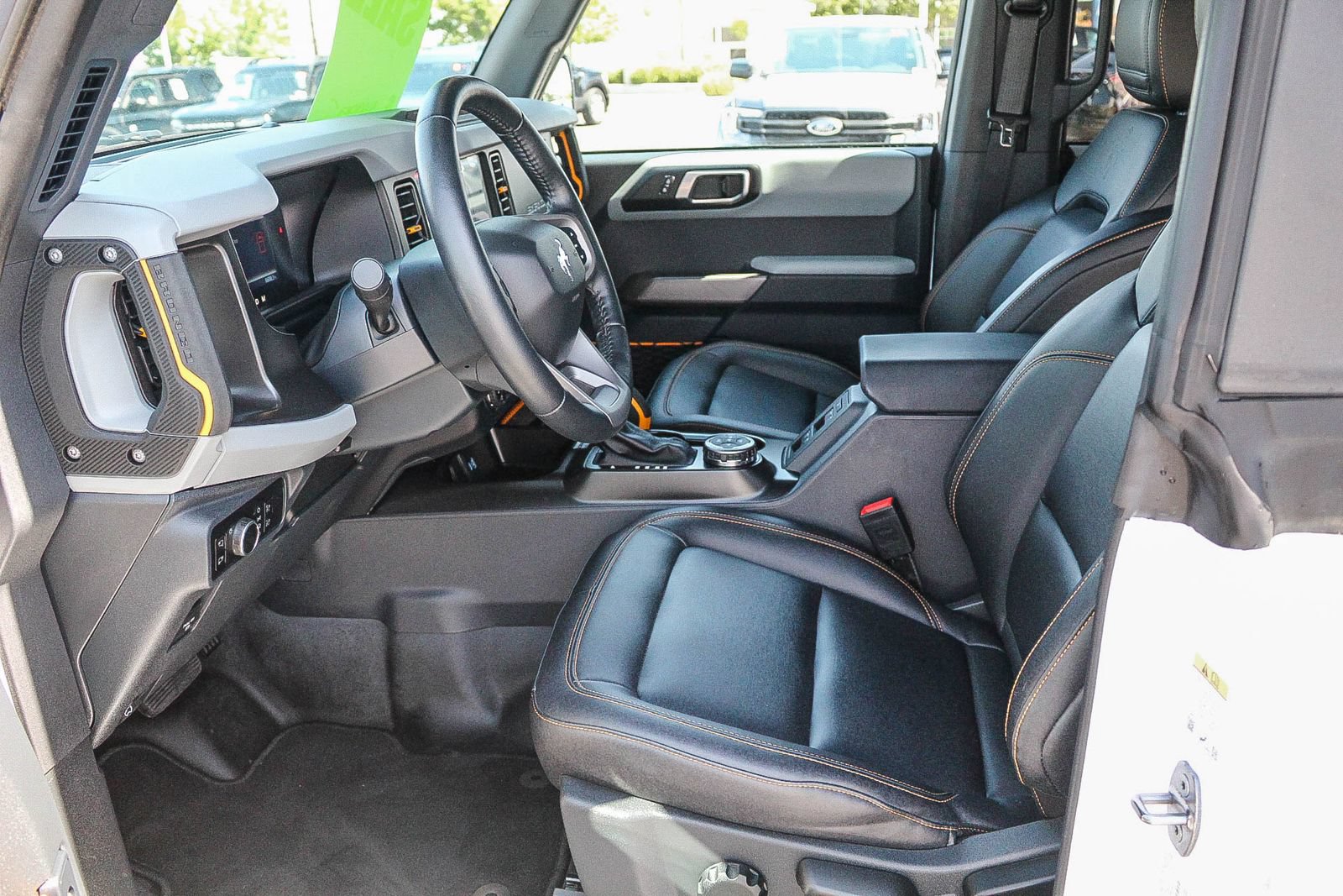 Certified 2023 Ford Bronco Badlands w/ Sasquatch Package AWD/4WD image 18