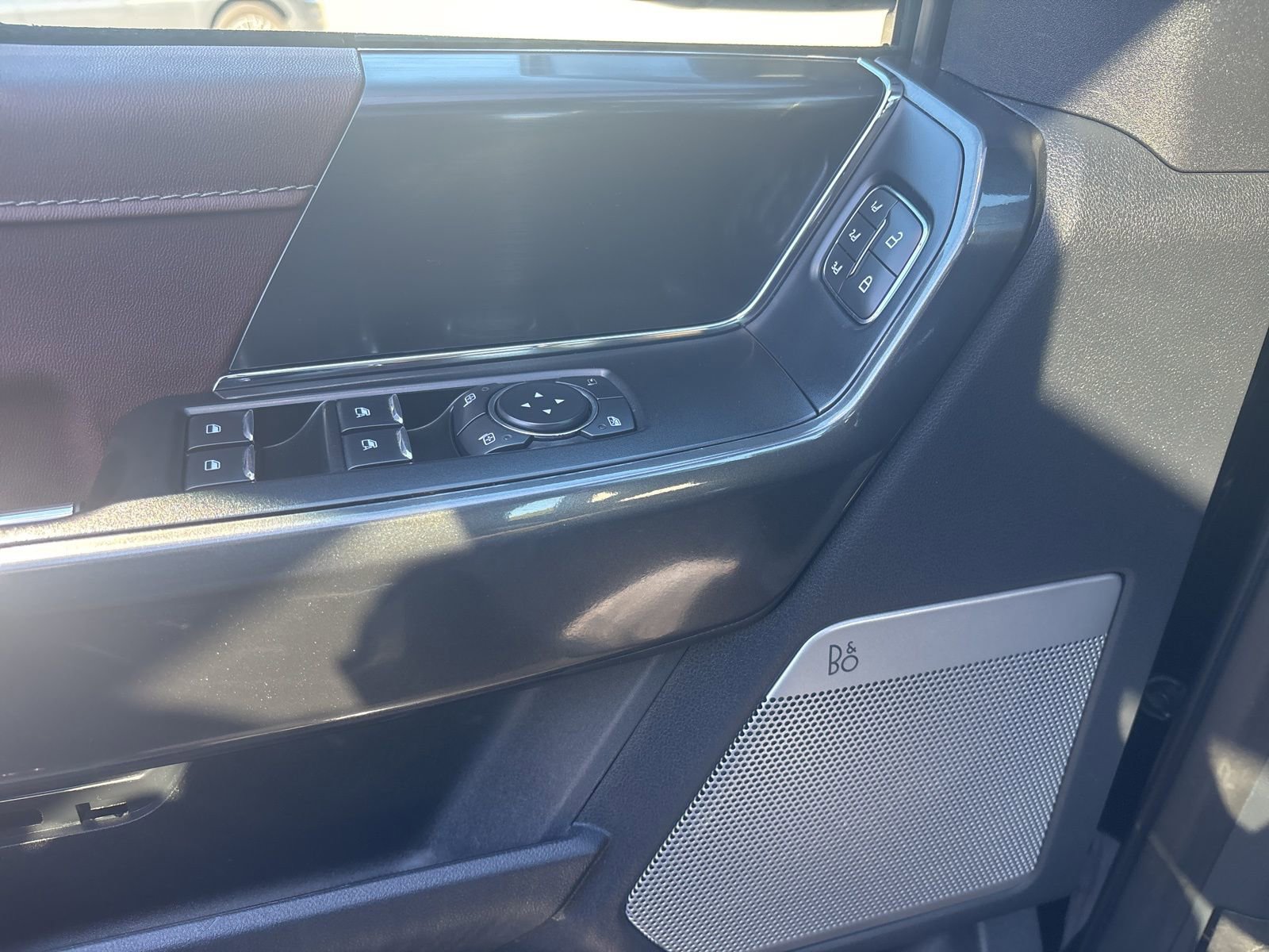 Certified 2023 Ford F150 Lariat w/ Equipment Group 502A High image 26