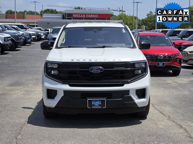 Certified 2025 Ford Expedition Active AWD/4WD image 2