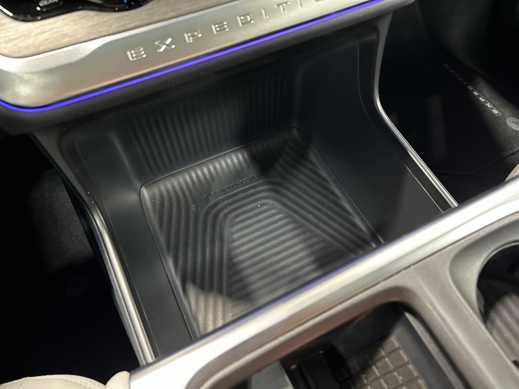 Certified 2025 Ford Expedition Max Platinum AWD/4WD image 26