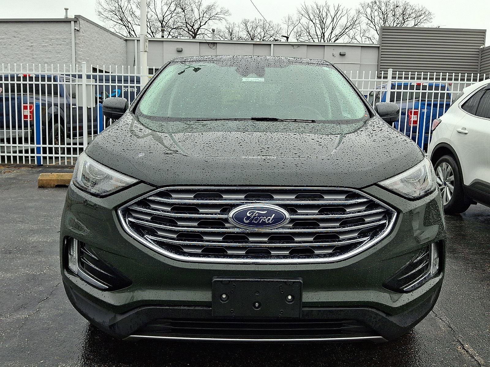 Certified 2022 Ford Edge SEL w/ Convenience Package image 2
