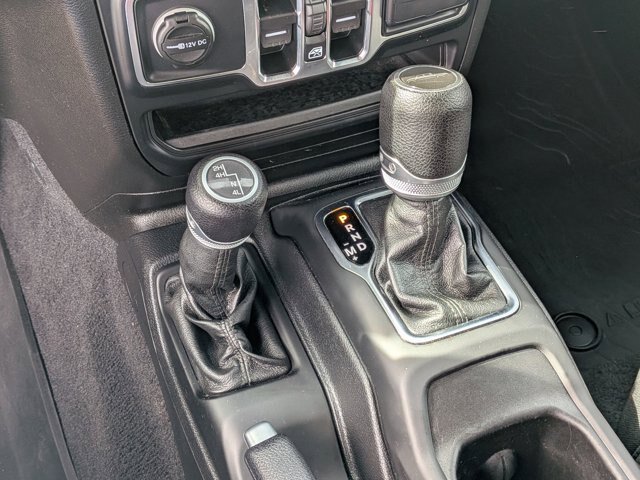 Used 2021 Jeep Gladiator Sport AWD/4WD image 22