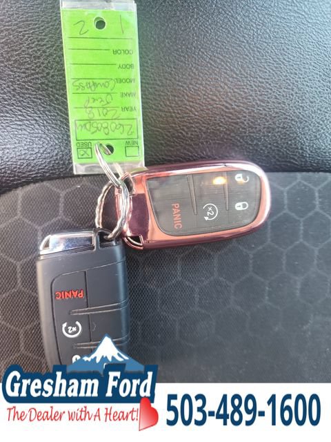 Used 2018 Jeep Compass Latitude AWD/4WD image 34