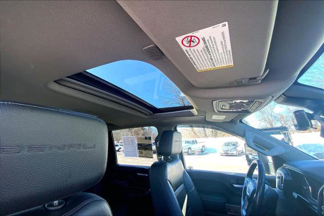 Used 2022 GMC Sierra 2500 Denali w/ Denali Ultimate Package image 13