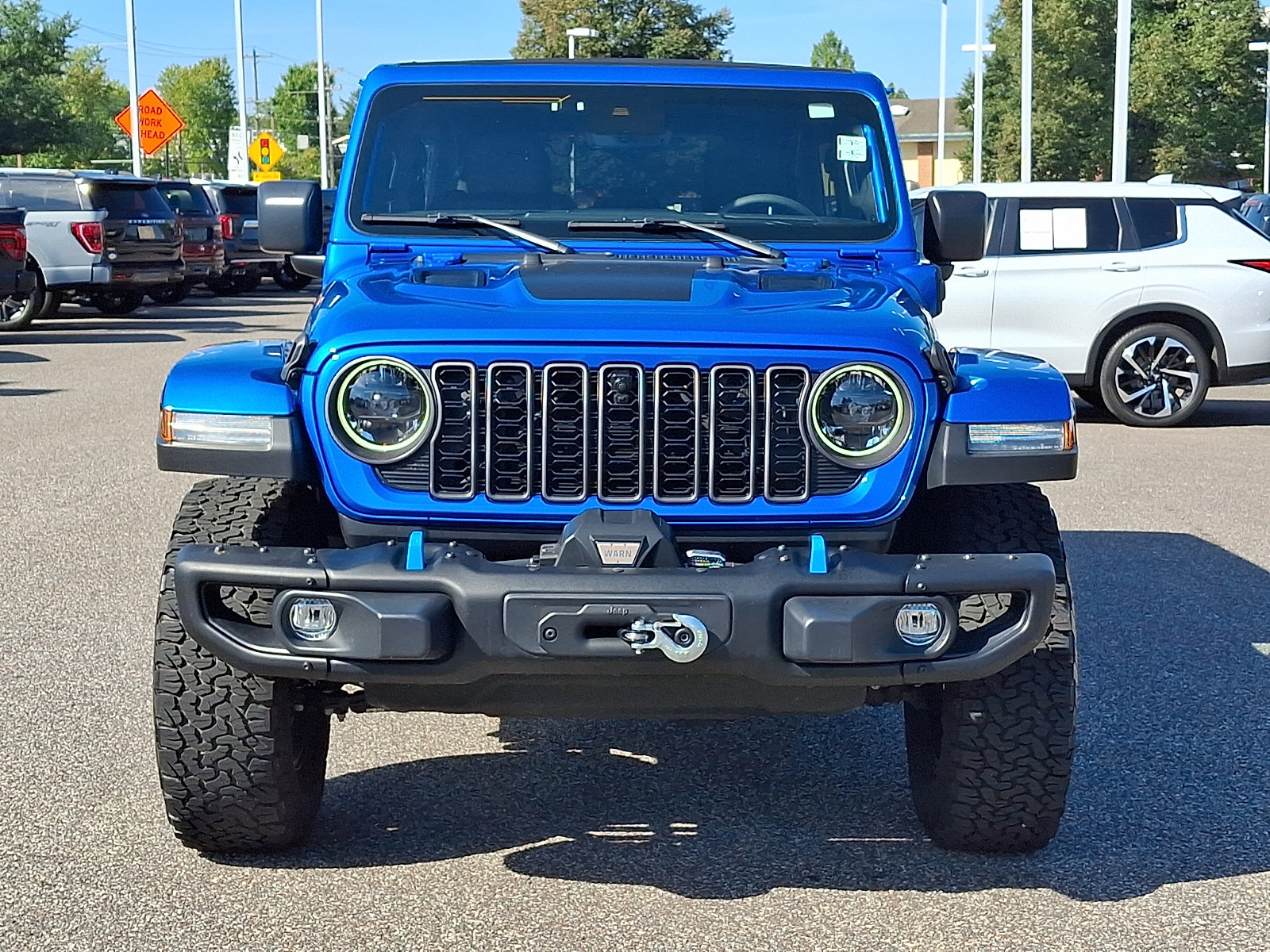 Used 2024 Jeep Wrangler Unlimited Rubicon 4xe AWD/4WD image 3