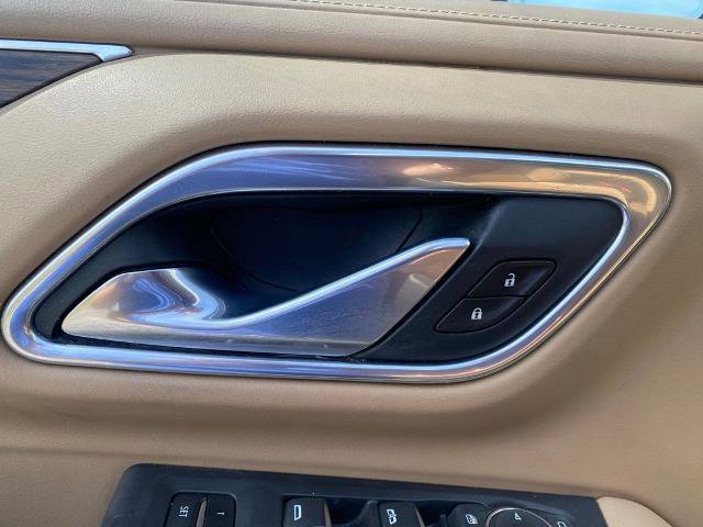 Used 2021 Chevrolet Tahoe Premier w/ Premium Package image 14